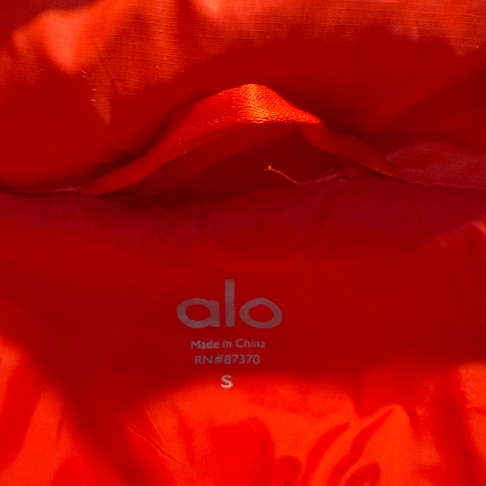 ALO Yoga Red Gold Rush Puffer - Picture 2 of 9